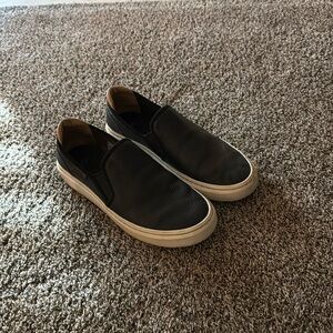 UGG Slip On